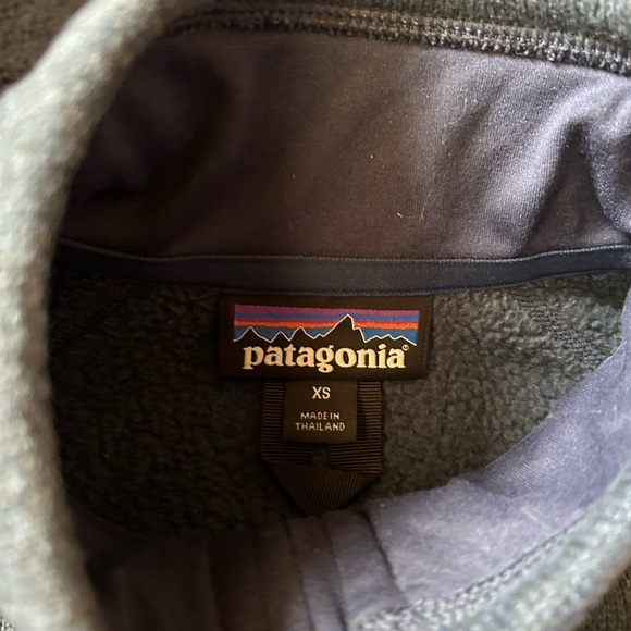 Patagonia Navy Women’s Better Sweater Size XS - Picture 2 of 6